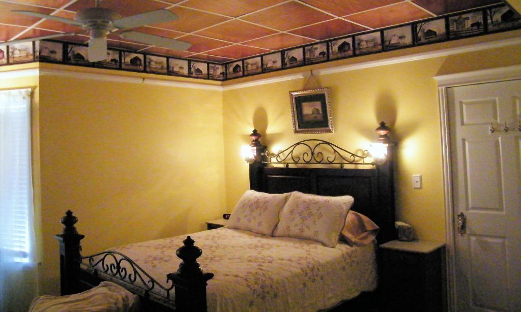 Book Nook Inn Lumberton Номер фото